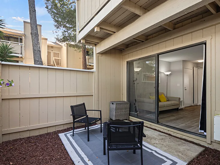 982 Kiely Blvd #F — Photo 32