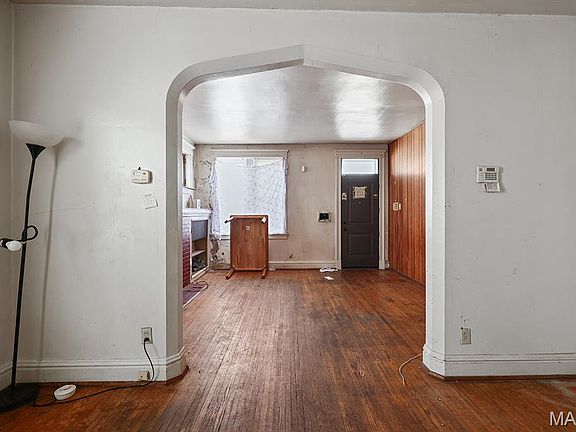 4th image of 4514 Bircher Blvd