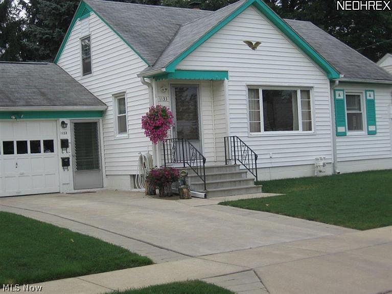 1st image of 1133 Bell Ct