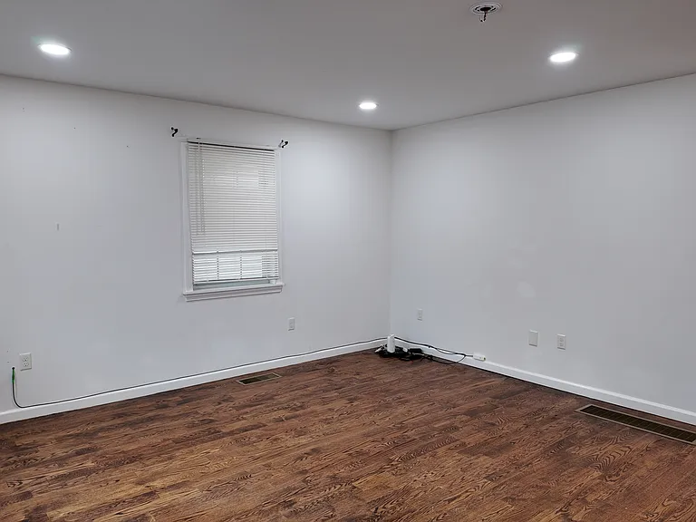 1259 Howard Ave #1259 — Photo 5
