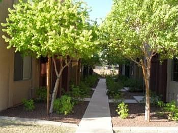 2nd image of 2830 E Tracy Ln Unit 4