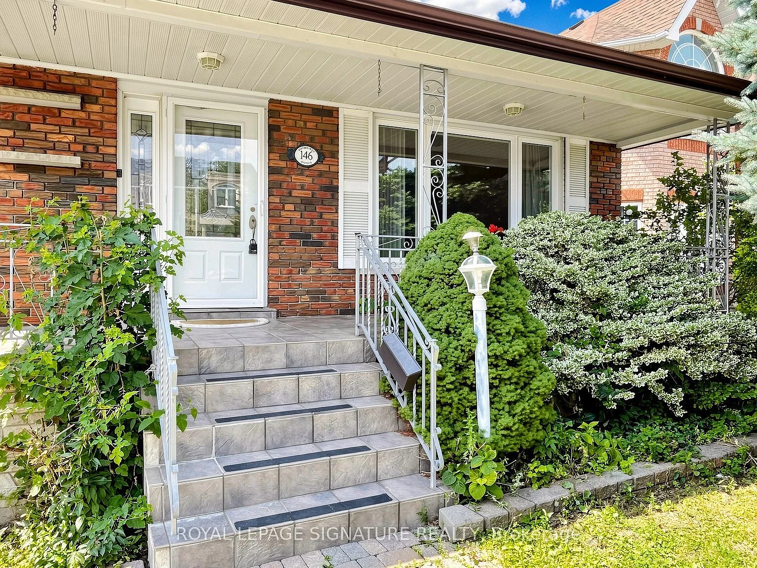 3 bed, $2,950 — Photo 2