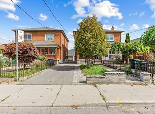 635 Glenholme Ave, Toronto, ON M6E 3G8