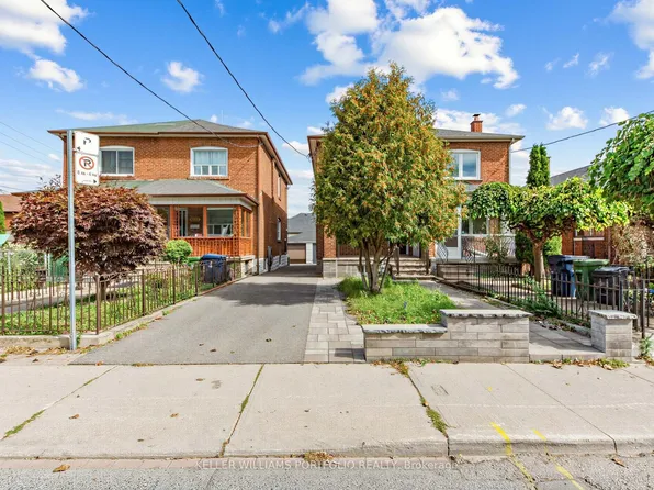 635 Glenholme Ave, Toronto, ON M6E 3G8
