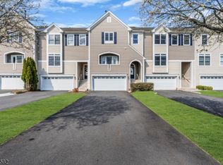 70 Bertrand Island Rd, Mount Arlington, NJ 07856