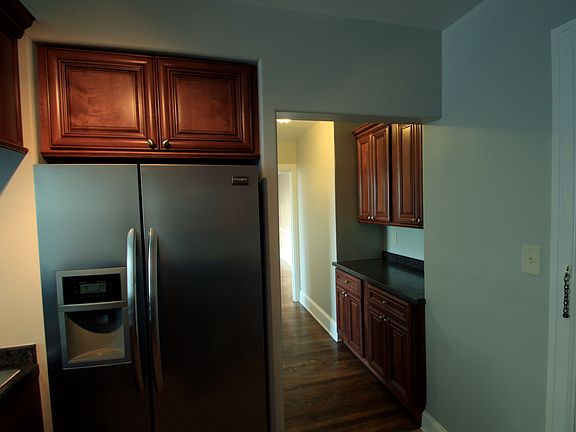 5th image of 703 W Ferry St APT B15