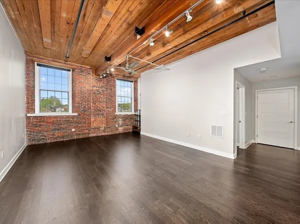 130 John St Unit 143, Lowell, MA 01852