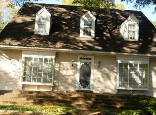 3233 Clarke Rd, Memphis, TN 38115