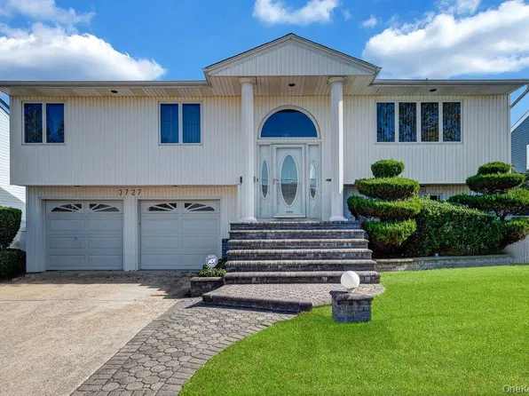 3727 Oceanside Road E, Oceanside, NY 11572