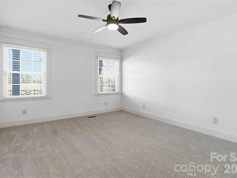 7717 Lancaster Hwy — Photo 15