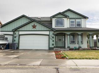 765 SW Foley St, Mountain Home, ID 83647