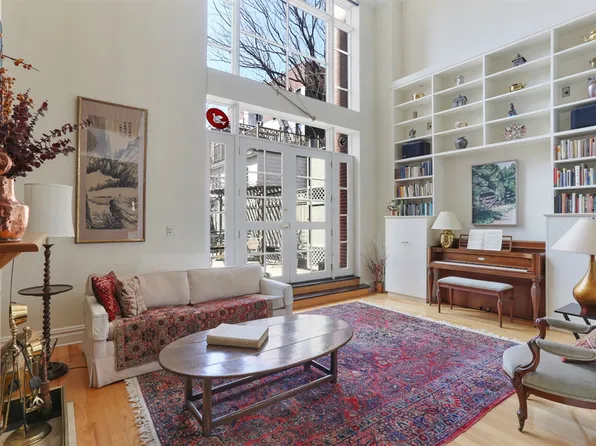 1 Leroy Street image 1 of 6