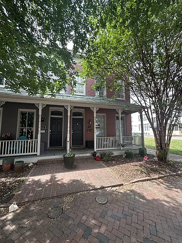 522 1/2 N 1st St Photo 1