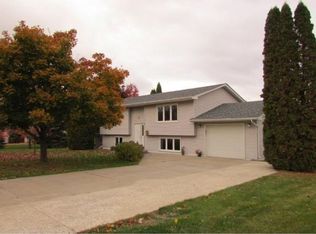 611 Park Ave E, Big Lake, MN 55309