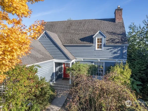 4935 Stanford Avenue NE, Seattle, WA 98105