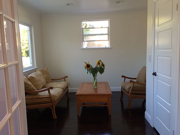 3rd image of 1378 W Hedding St