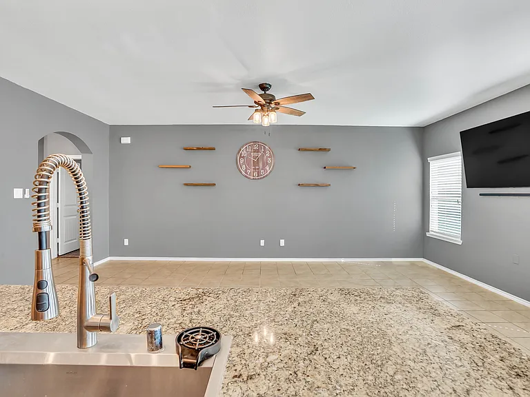 1535 Meadowlake Dr — Photo 23