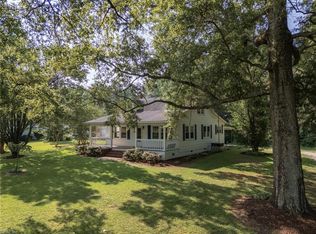 8909 S Quay Rd, Suffolk, VA 23437