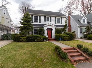 3220 159th St, Flushing, NY 11358