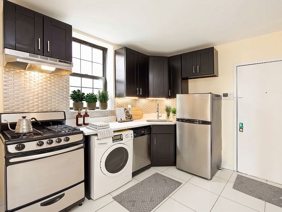 1st image of 961 Columbus Ave #5W