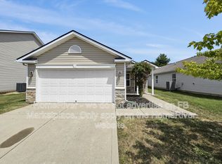 5360 Dollar Run Dr, Indianapolis, IN 46221