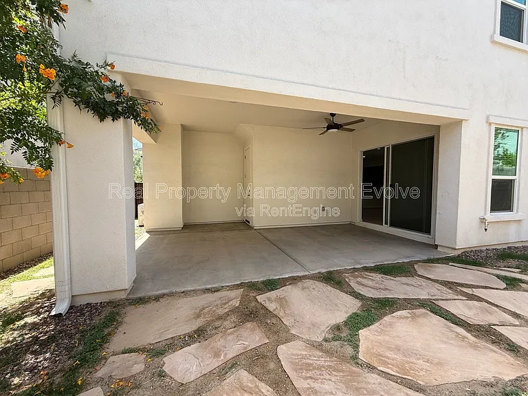 5118 E Anderson Dr — Photo 32