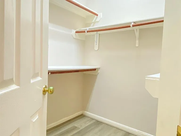 2503 Westerlake Dr — Photo 14