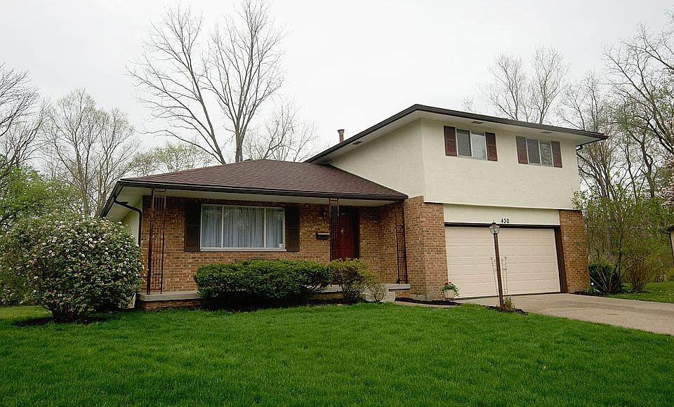 1st image of 430 Anthony Ct