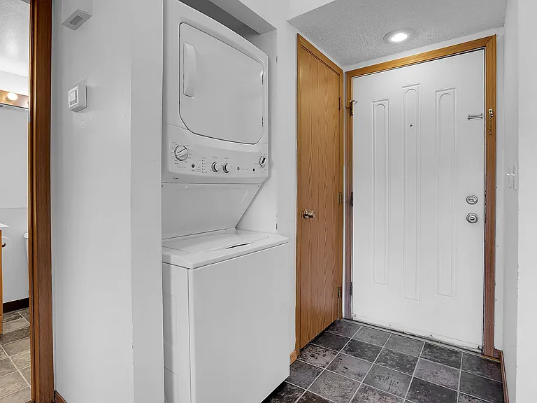 4266 S Eldridge St #310 — Photo 14