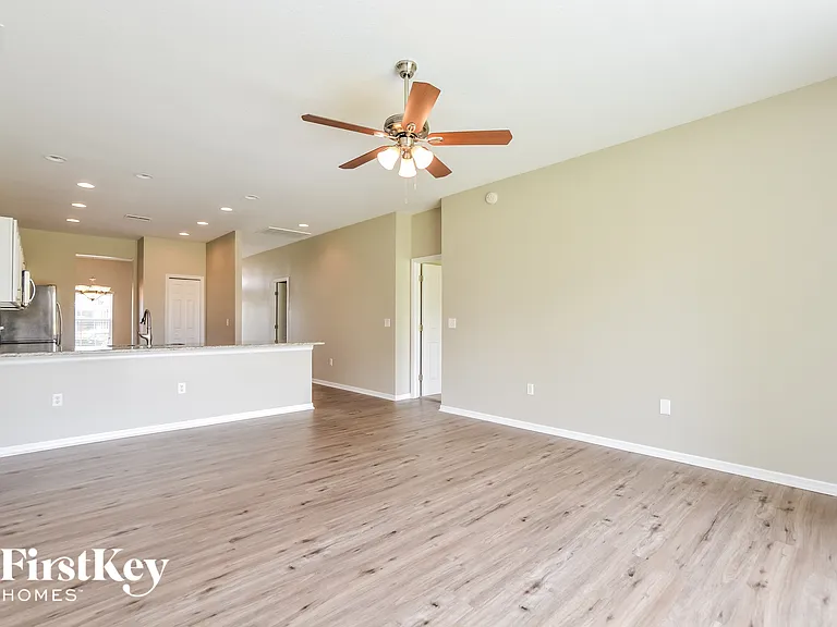 1397 Normandy Heights Cir — Photo 4