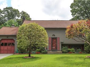 352 Beach Ave, Warwick, RI 02889