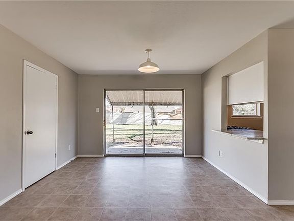 4th image of 2014 Palo Alto Dr