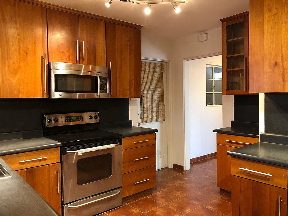 1st image of 2201 W Catalina Dr