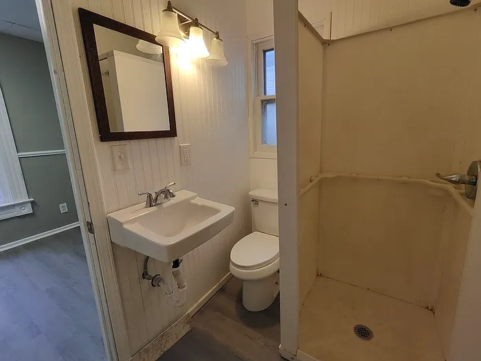 1225 Andrews St #1 — Photo 6