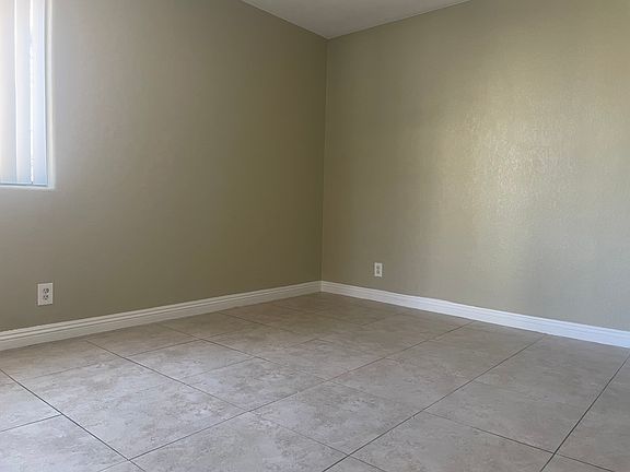 3rd image of 5074 S Rainbow Blvd Unit 101
