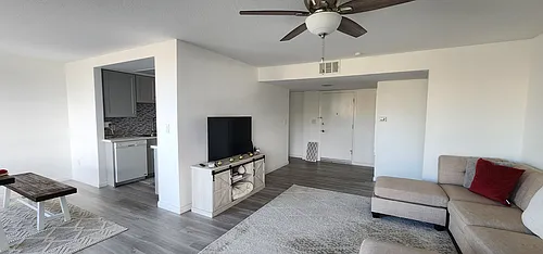 333 Orange Ave Photo 1