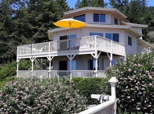 15735 Napa Ln, Brookings, OR 97415