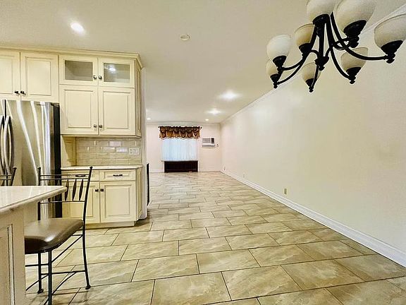 3rd image of 6139 81st St Floor 1