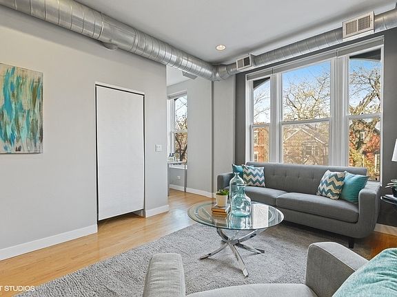 4th image of 2649 W Haddon Ave APT 2N