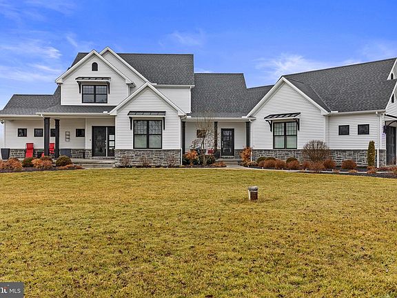 3rd image of 110 Ridge Rd