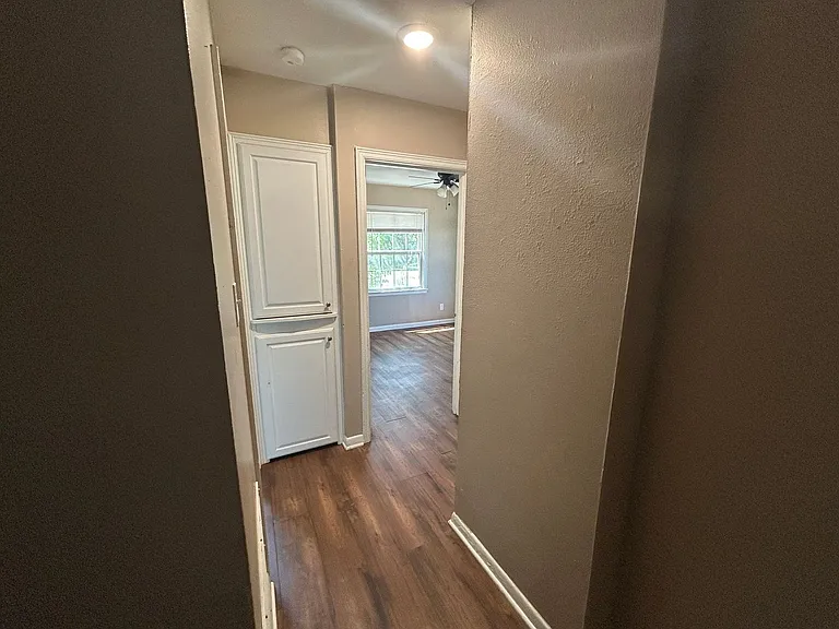 700 N Russell St — Photo 9