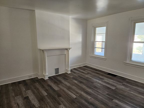 3rd image of 2408 N West St