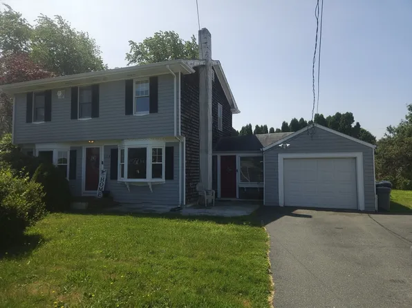 114 Pearl St, Dartmouth, MA 02748