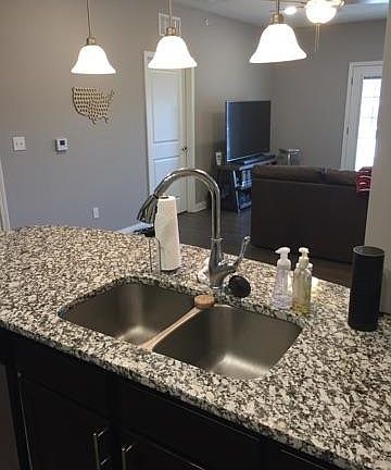 5th image of 4400 Kentsfield Ln APT 203