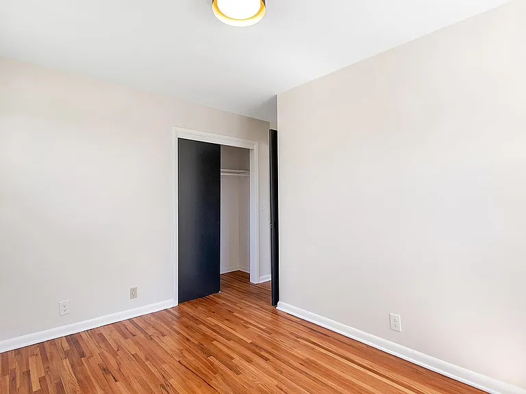 1239 N Cramer St — Photo 18