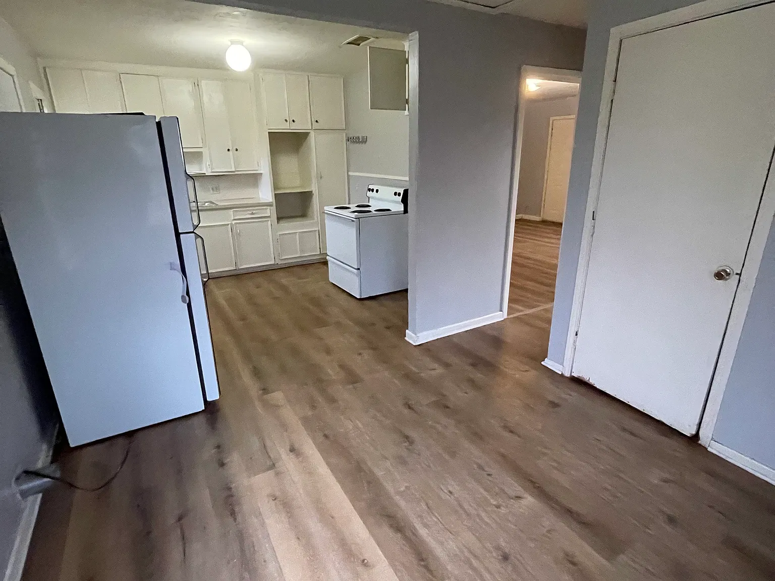 3 bed, 986 sqft, $1,450 — Photo 3