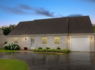 238 Seabury Rd, Bolingbrook, IL 60440