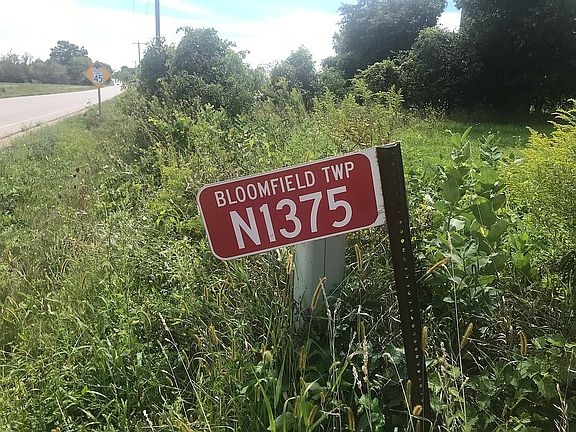 4th image of N1375 County Road H