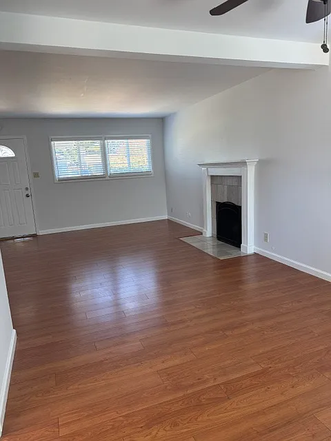 3 bed, 1010 sqft, $4,500 — Photo 4