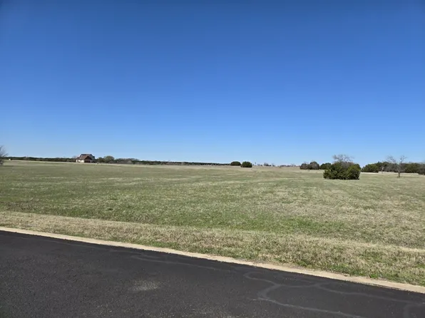 6704 Berkshire Cir, Cleburne, TX 76033